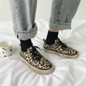 Juneris Women Fashion Leopard Printing Flat Sneakers